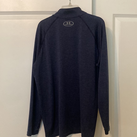 Under Amour Windbreaker - Picture 2 of 3